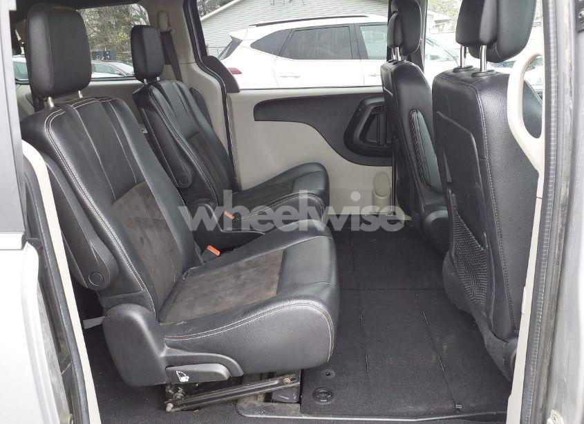 Photo 8 of 2019 Dodge Grand CARAVAN SXT (VIN 2C4RDGCG1KR672526)