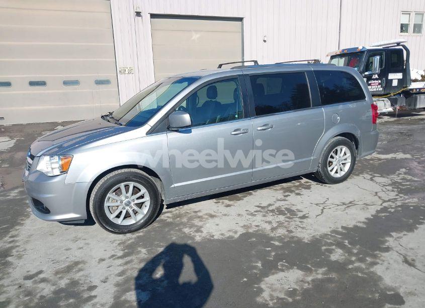 Photo 2 of 2019 Dodge Grand CARAVAN SXT (VIN 2C4RDGCG1KR674261)