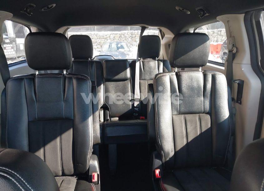 Photo 8 of 2019 Dodge Grand CARAVAN SXT (VIN 2C4RDGCG1KR674261)