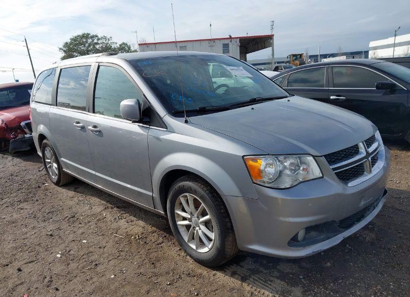 2019 Dodge Grand CARAVAN SXT (VIN 2C4RDGCG1KR692792) main photo