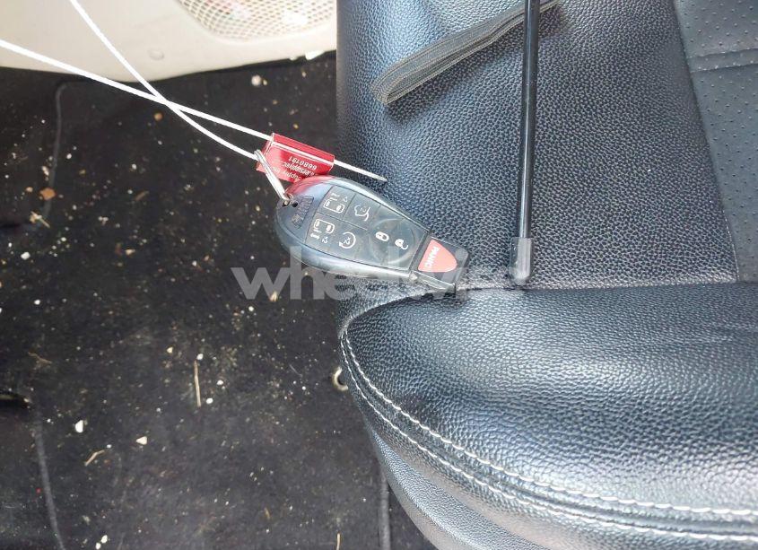 Photo 7 of 2019 Dodge Grand CARAVAN SXT (VIN 2C4RDGCG1KR716718)