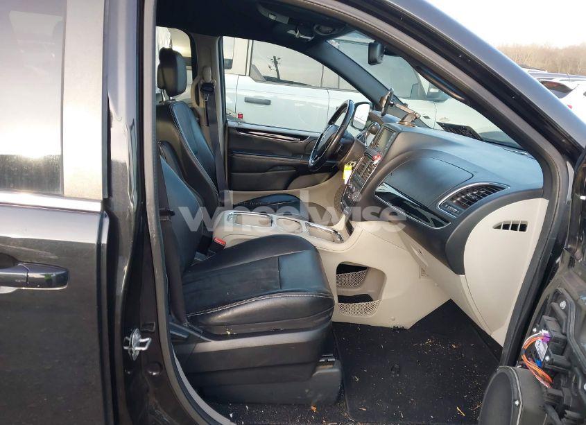 Photo 5 of 2019 Dodge Grand CARAVAN SXT (VIN 2C4RDGCG1KR740033)