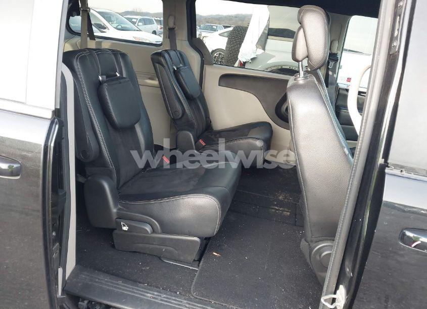 Photo 8 of 2019 Dodge Grand CARAVAN SXT (VIN 2C4RDGCG1KR740033)
