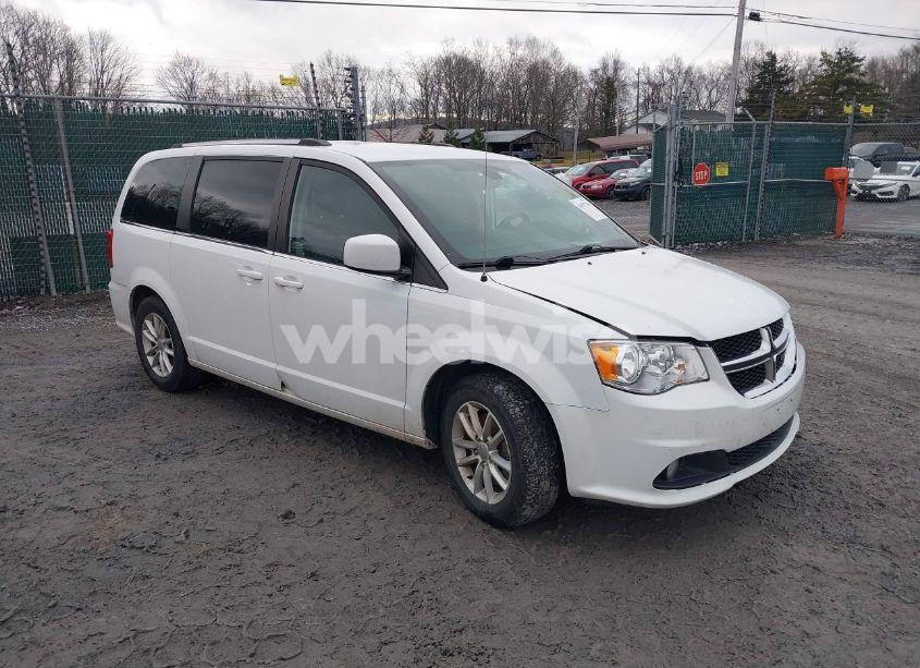 2019 Dodge Grand CARAVAN SXT (VIN 2C4RDGCG1KR748312) main photo
