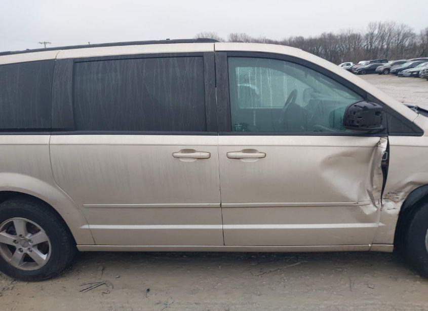 Photo 13 of 2013 Dodge Grand CARAVAN SXT (VIN 2C4RDGCG2DR582997)