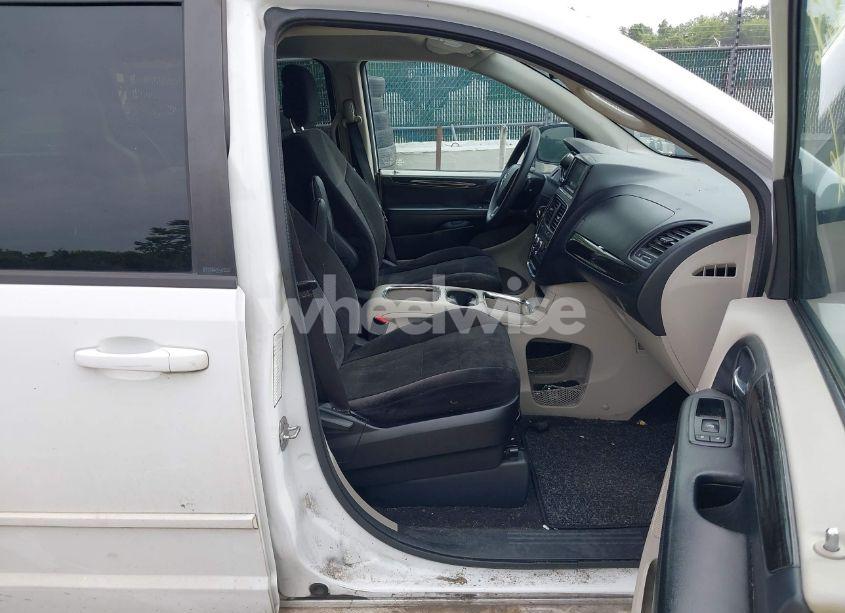 Photo 5 of 2014 Dodge Grand CARAVAN SXT (VIN 2C4RDGCG2ER181905)