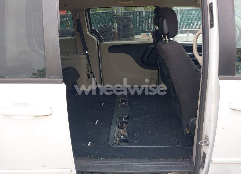 Photo 8 of 2014 Dodge Grand CARAVAN SXT (VIN 2C4RDGCG2ER181905)