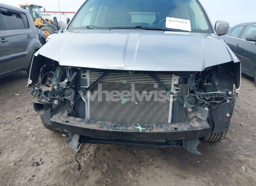 Photo 6 of 2014 Dodge Grand CARAVAN SXT (VIN 2C4RDGCG2ER253945)