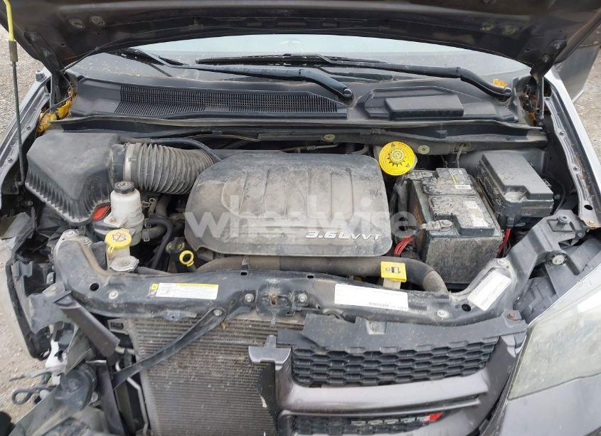 Photo 10 of 2014 Dodge Grand CARAVAN SXT 30TH ANNIVERSARY (VIN 2C4RDGCG2ER406193)