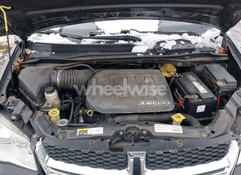 Photo 10 of 2016 Dodge Grand CARAVAN SXT (VIN 2C4RDGCG2GR184886)