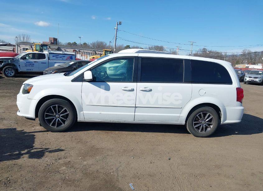 Photo 14 of 2016 Dodge Grand CARAVAN SXT (VIN 2C4RDGCG2GR210824)