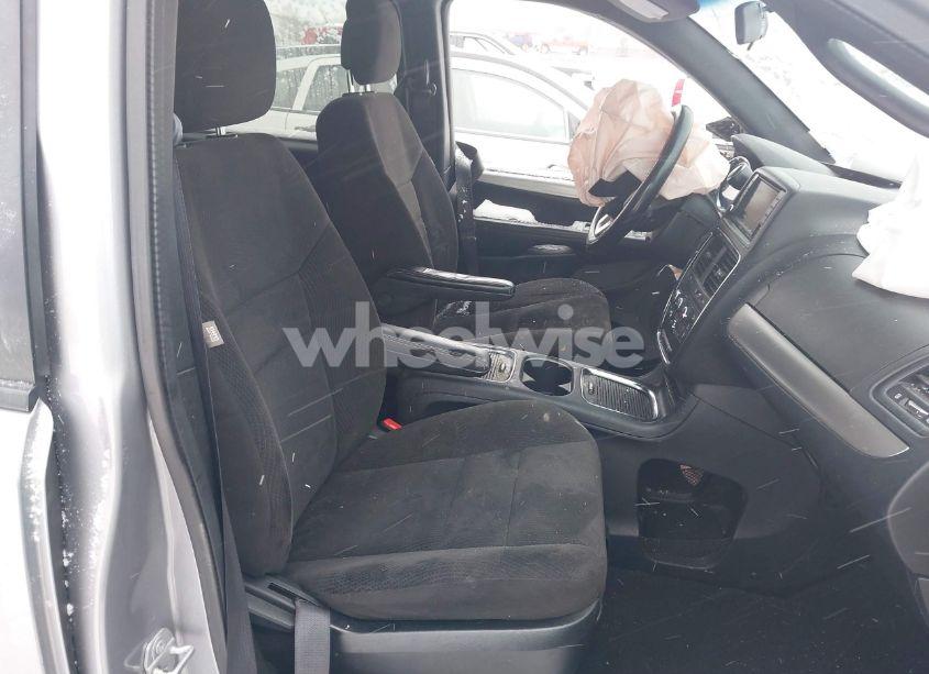 Photo 5 of 2016 Dodge Grand CARAVAN SXT (VIN 2C4RDGCG2GR340523)