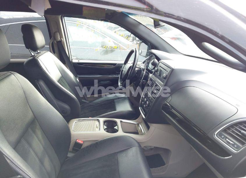 Photo 5 of 2017 Dodge Grand CARAVAN SXT (VIN 2C4RDGCG2HR566871)