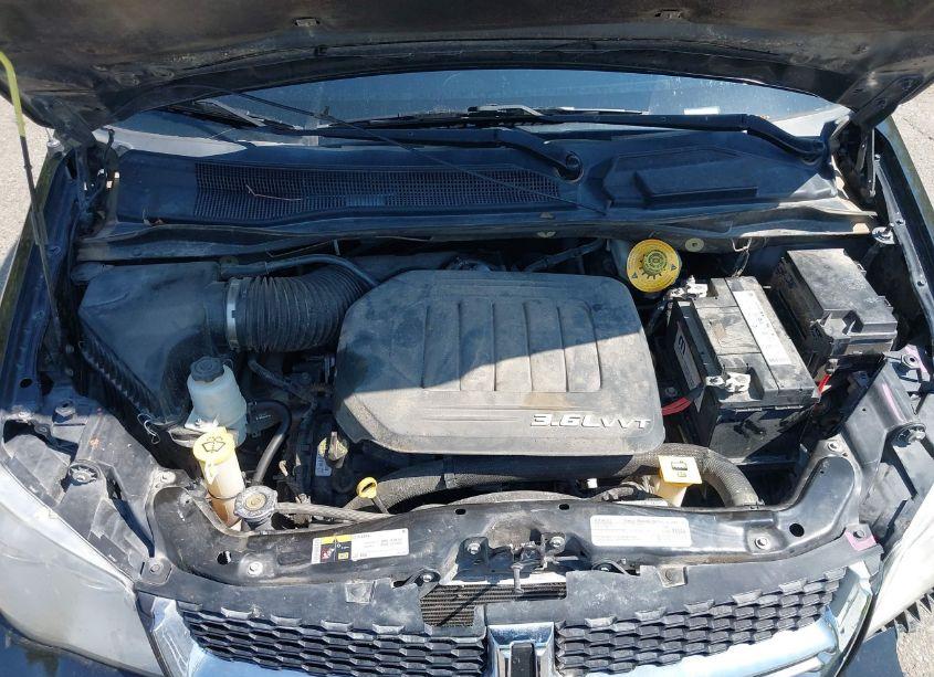 Photo 10 of 2017 Dodge Grand CARAVAN SXT (VIN 2C4RDGCG2HR589440)