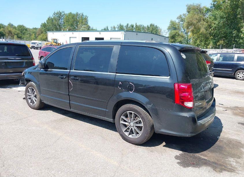 Photo 3 of 2017 Dodge Grand CARAVAN SXT (VIN 2C4RDGCG2HR589440)