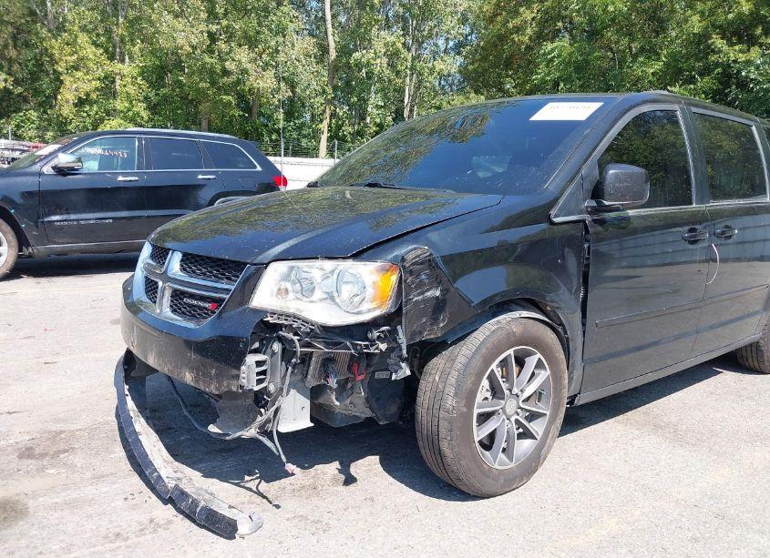 Photo 6 of 2017 Dodge Grand CARAVAN SXT (VIN 2C4RDGCG2HR589440)