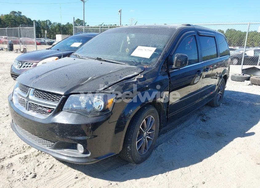 Photo 2 of 2017 Dodge Grand CARAVAN SXT (VIN 2C4RDGCG2HR671068)
