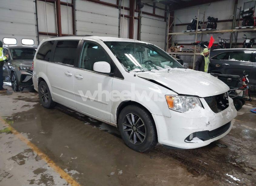 2017 Dodge Grand CARAVAN SXT (VIN 2C4RDGCG2HR678263) main photo