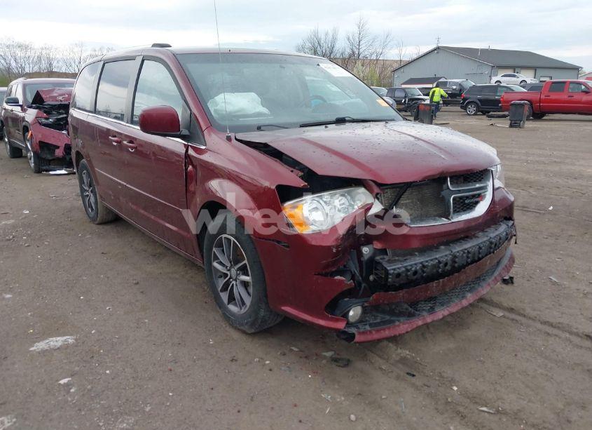 2017 Dodge Grand CARAVAN SXT (VIN 2C4RDGCG2HR713769) main photo