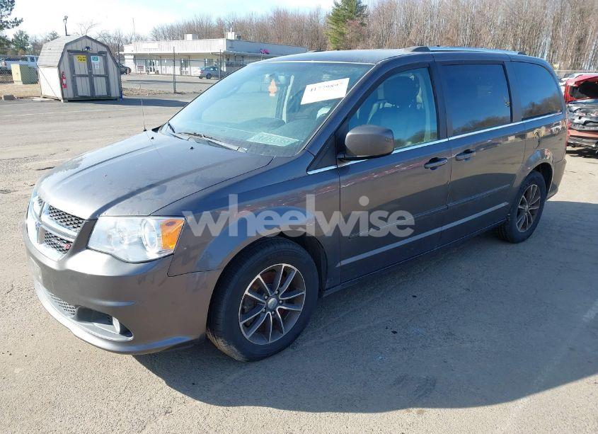 Photo 2 of 2017 Dodge Grand CARAVAN SXT (VIN 2C4RDGCG2HR758484)