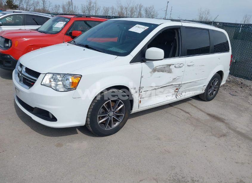 Photo 2 of 2017 Dodge Grand CARAVAN SXT (VIN 2C4RDGCG2HR773079)