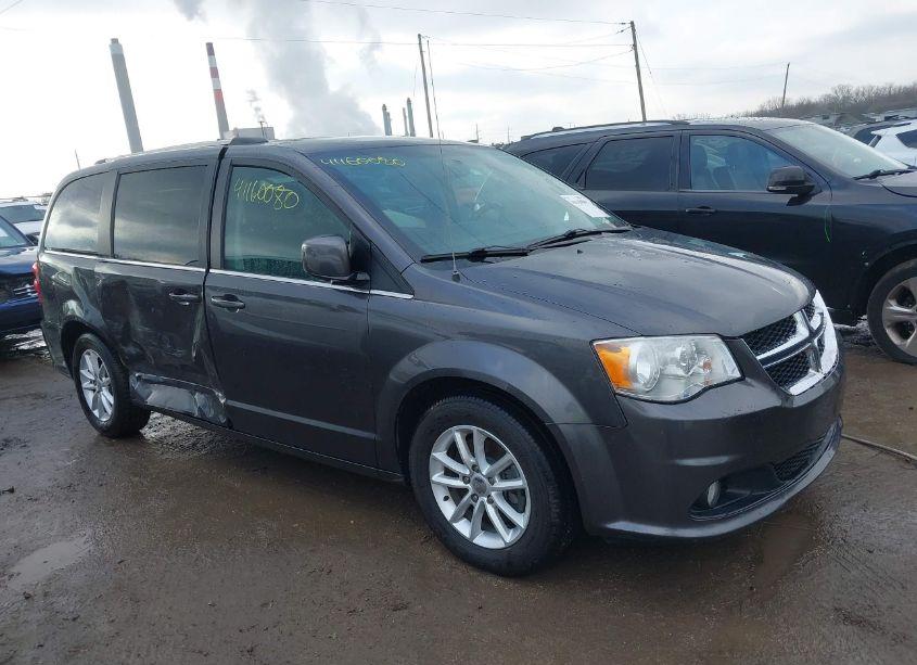 2018 Dodge Grand CARAVAN SXT (VIN 2C4RDGCG2JR238761) main photo