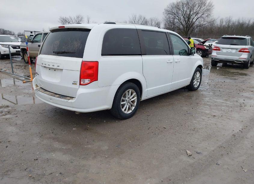 Photo 4 of 2018 Dodge Grand CARAVAN SXT (VIN 2C4RDGCG2JR264552)