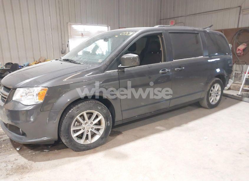 Photo 2 of 2019 Dodge Grand CARAVAN SXT (VIN 2C4RDGCG2KR563265)