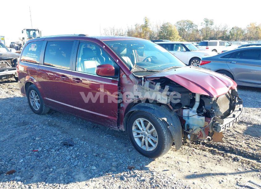 2019 Dodge Grand CARAVAN SXT (VIN 2C4RDGCG2KR620130) main photo