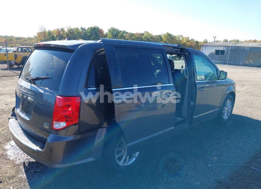Photo 4 of 2019 Dodge Grand CARAVAN SXT (VIN 2C4RDGCG2KR656139)