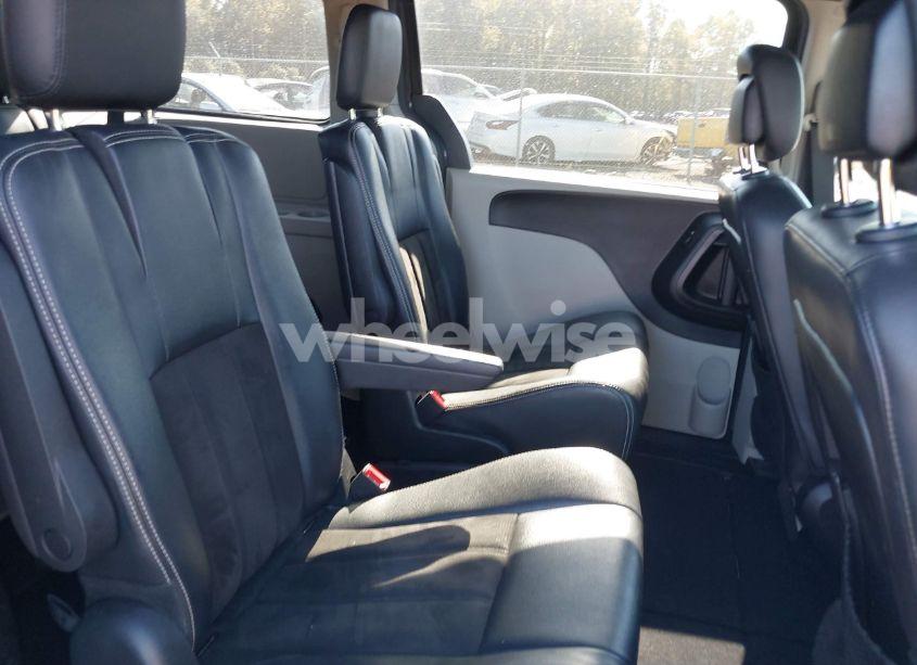 Photo 8 of 2019 Dodge Grand CARAVAN SXT (VIN 2C4RDGCG2KR656139)