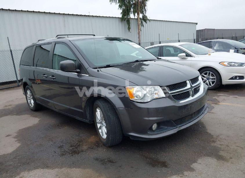 2019 Dodge Grand CARAVAN SXT (VIN 2C4RDGCG2KR699461) main photo
