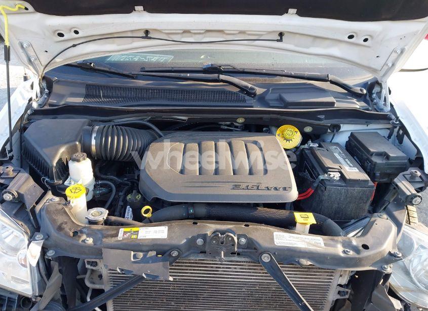 Photo 10 of 2019 Dodge Grand CARAVAN SXT (VIN 2C4RDGCG2KR775177)