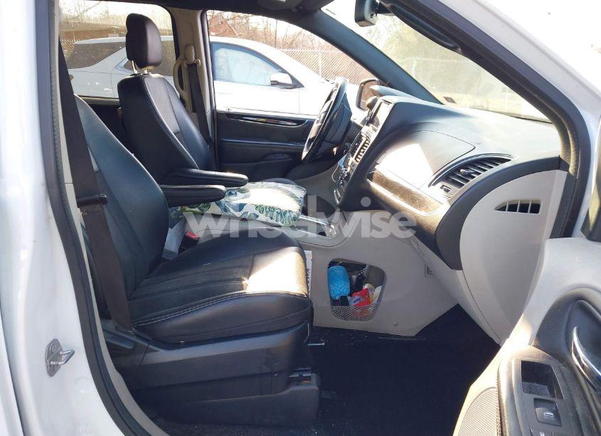 Photo 5 of 2019 Dodge Grand CARAVAN SXT (VIN 2C4RDGCG2KR775177)