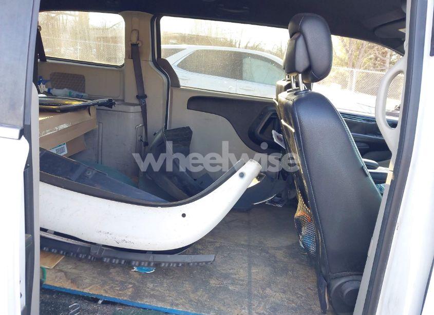 Photo 8 of 2019 Dodge Grand CARAVAN SXT (VIN 2C4RDGCG2KR775177)