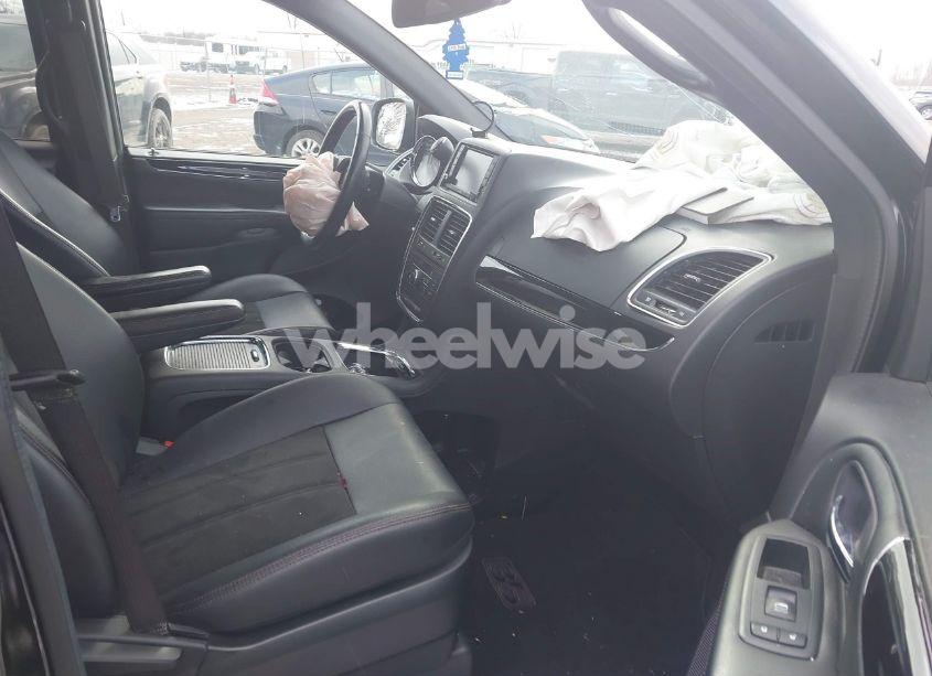 Photo 5 of 2019 Dodge Grand CARAVAN SXT 35TH ANNIVERSARY EDITION (VIN 2C4RDGCG2KR789645)