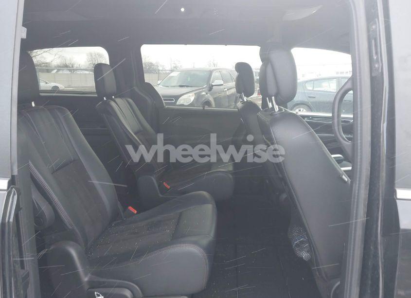 Photo 8 of 2019 Dodge Grand CARAVAN SXT 35TH ANNIVERSARY EDITION (VIN 2C4RDGCG2KR789645)