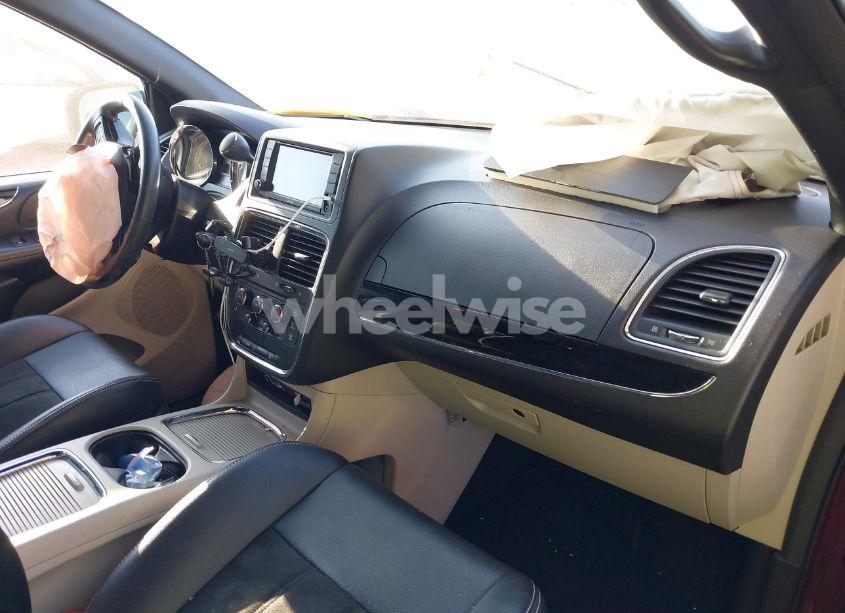 Photo 5 of 2020 Dodge Grand CARAVAN SXT (VIN 2C4RDGCG2LR179343)