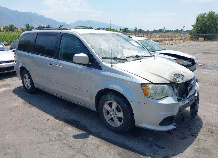 2012 Dodge Grand CARAVAN SXT (VIN 2C4RDGCG3CR145587) main photo
