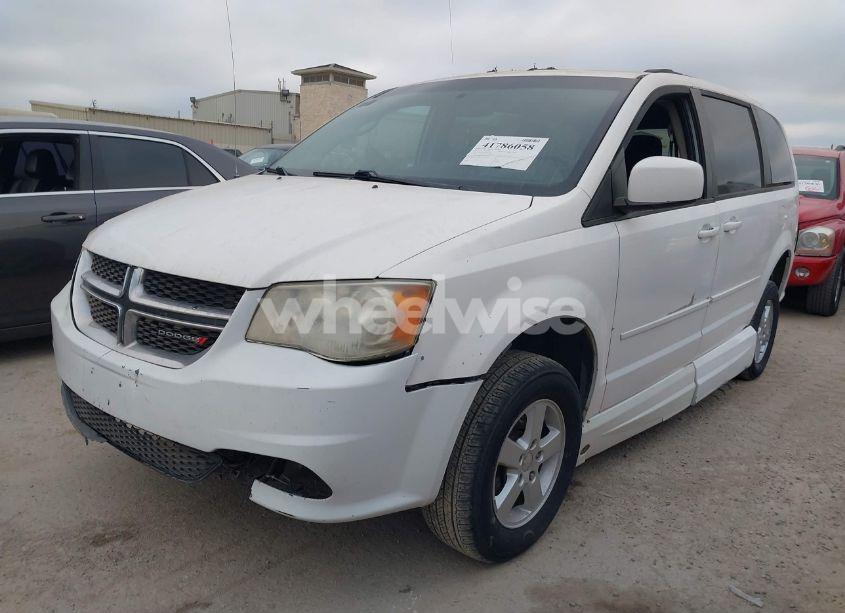 Photo 2 of 2012 Dodge Grand CARAVAN SXT (VIN 2C4RDGCG3CR281069)