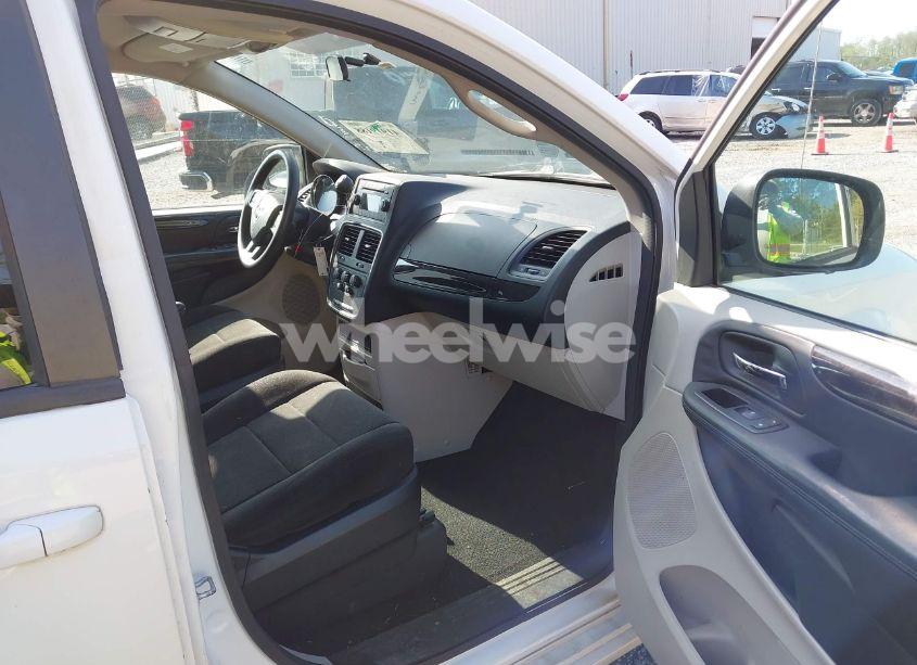 Photo 5 of 2013 Dodge Grand CARAVAN SXT (VIN 2C4RDGCG3DR537051)