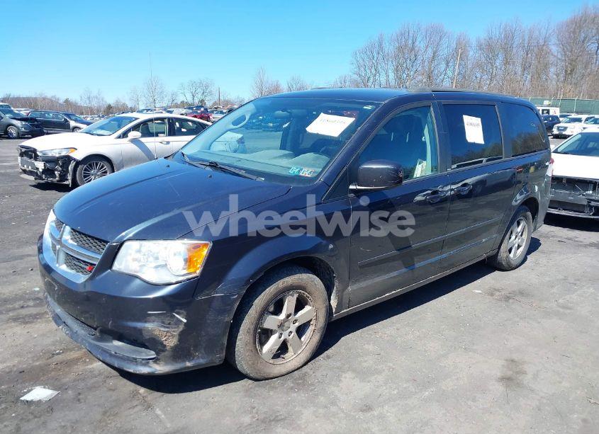 Photo 2 of 2013 Dodge Grand CARAVAN SXT (VIN 2C4RDGCG3DR624092)