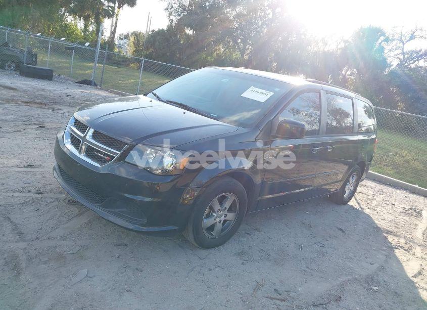 Photo 2 of 2013 Dodge Grand CARAVAN SXT (VIN 2C4RDGCG3DR626506)