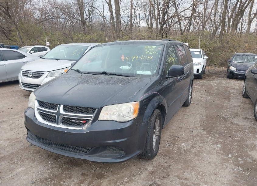 Photo 2 of 2014 Dodge Grand CARAVAN SXT (VIN 2C4RDGCG3ER186725)