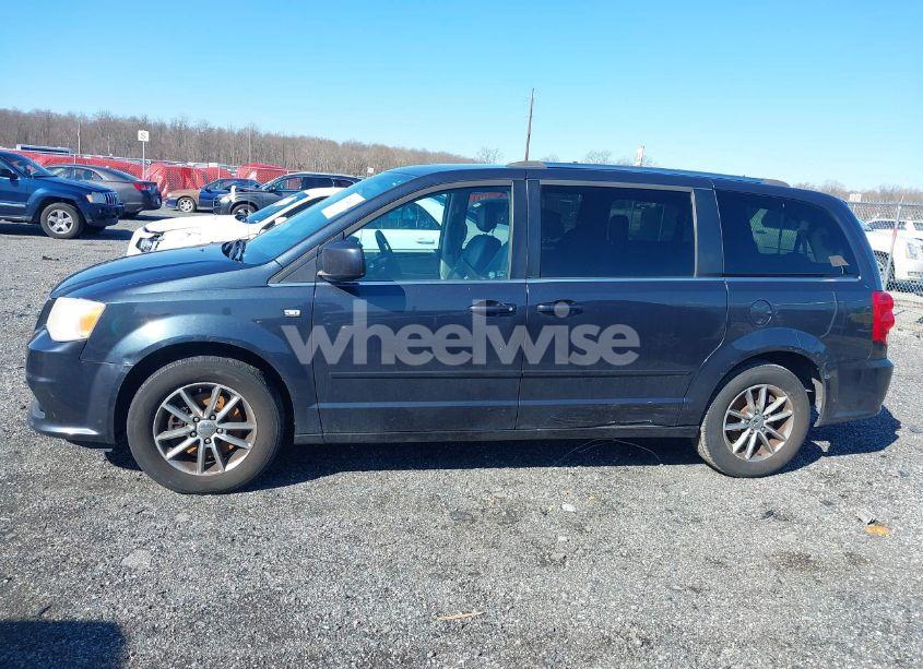 Photo 14 of 2014 Dodge Grand CARAVAN SXT 30TH ANNIVERSARY (VIN 2C4RDGCG3ER339491)