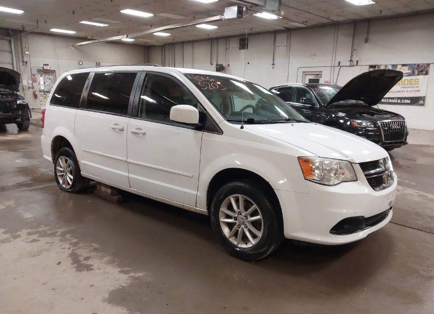 2014 Dodge Grand CARAVAN SXT (VIN 2C4RDGCG3ER429658) main photo