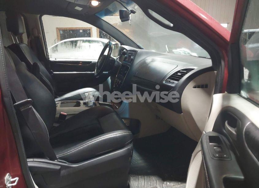 Photo 5 of 2015 Dodge Grand CARAVAN SXT PLUS (VIN 2C4RDGCG3FR685588)