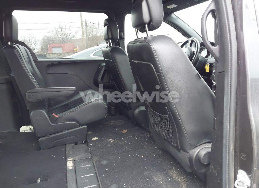 Photo 8 of 2016 Dodge Grand CARAVAN SXT (VIN 2C4RDGCG3GR163836)