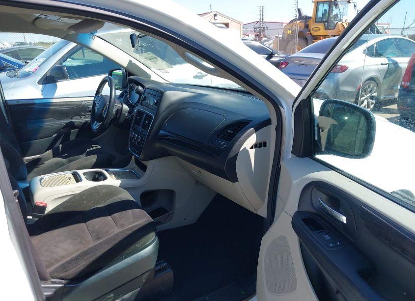 Photo 5 of 2016 Dodge Grand CARAVAN SXT (VIN 2C4RDGCG3GR338585)