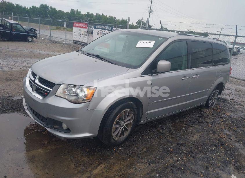 Photo 2 of 2017 Dodge Grand CARAVAN SXT (VIN 2C4RDGCG3HR561727)